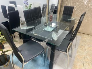 Mesa comedor nueva con rebaja y diseño elegante