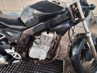 Daelim Roadwin 125cc Moto