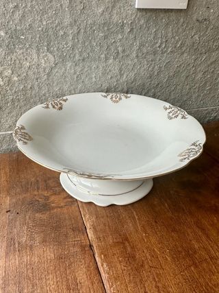 Hermoso frutero de porcelana  alemana  
bávaria  