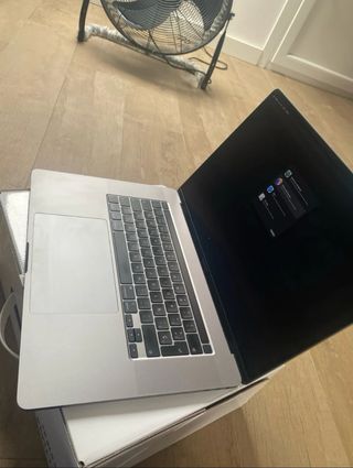 APPLE MacBook Pro 16" i9 32GB DDR4 1TB SSD 2021.