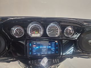 HARLEY DAVIDSON ULTRA LIMITED LOW
