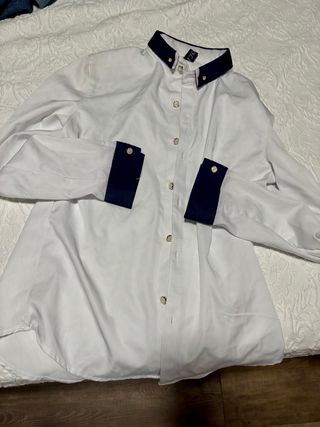 Camisa blanca y azul marino Talla XS