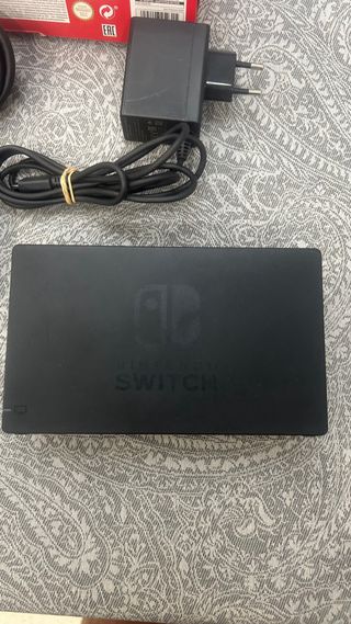 Nintendo Switch + Accesorios y Juegos