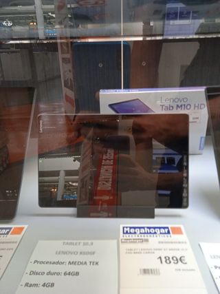 Tablet Lenovo 4/64GB 10.3" FHD base carga 