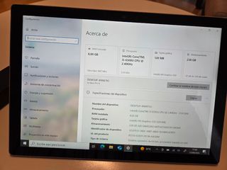 Microsoft Surface Pro 4 i5 8GB (sin pantalla)