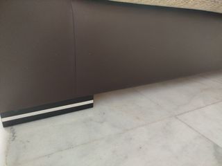 Sofá de 2 plazas tela beige y negro