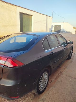 Renault Laguna 2012