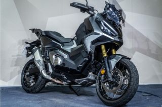 HONDA X-ADV 750 CAMBIO SECUENCIAL * DCT * MOCHILA ORIGINAL HONDA * SOPORTE GIVI
