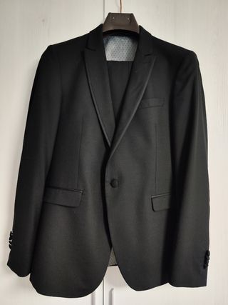 Traje de boda negro