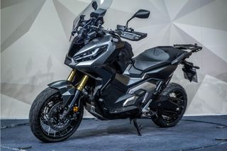 HONDA X-ADV 750 CAMBIO SECUENCIAL * DCT * MOCHILA ORIGINAL HONDA * SOPORTE GIVI