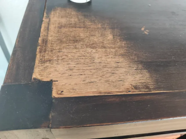 2 Muebles de madera oscuro. Uno 300 y dos 5oo€