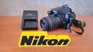 Cámara Nikon D3300 Kit 18-55vr