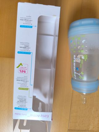 Biberón MAM Easy Active 330ml. Regalo limpiador.