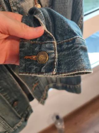 Chaqueta vaquera personalizada con estampado