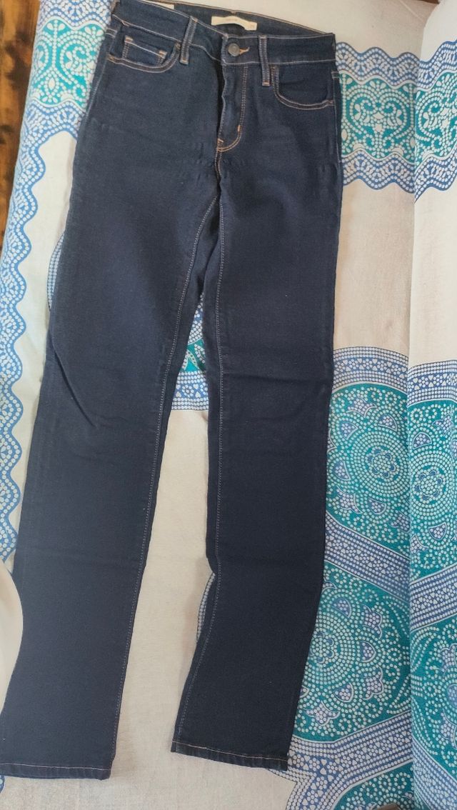 Pantalón Levi's 712 Slim Talla 25 inch