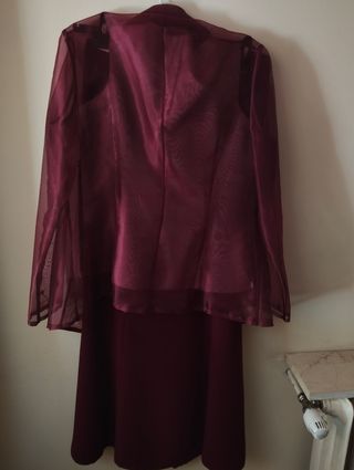 Traje de fiesta granate mujer