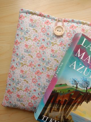Funda libro bolsillo floral