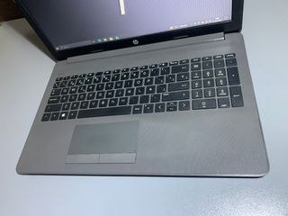 Hp 255 G7 8 gb 120 gb SSD + 500 HHD