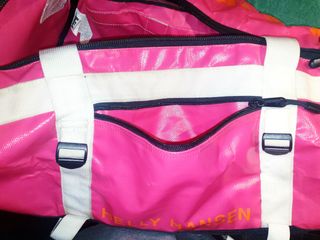 Mochila Helly Hansen Rosa y Blanca