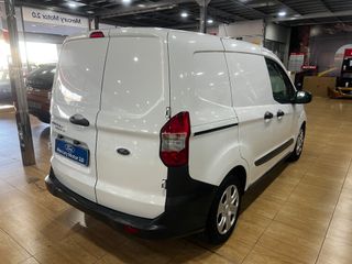 Ford Transit Courier 2021