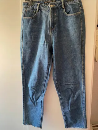 Pantalón vaquero Zara azul