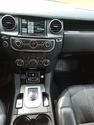 Land Rover Discovery 2014