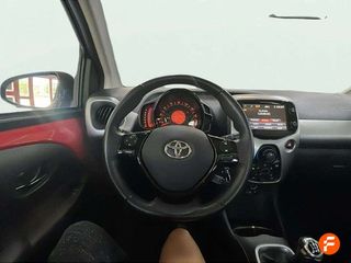 Toyota Aygo 1.0 70 x-play