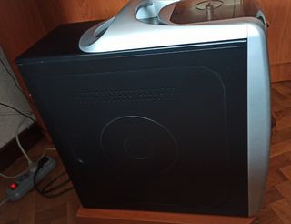 Pc sobremesa + Monitor LG Flatron L1715S
