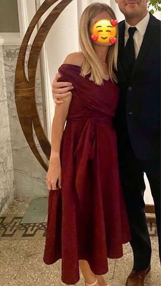 Vestido de fiesta burdeos