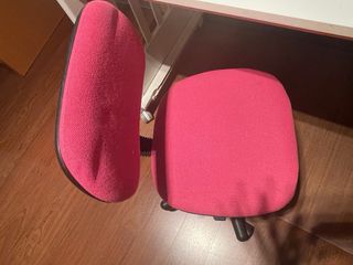 Escritorio infantil con silla opcional