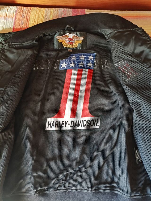 Bomber Harley Davidson Nera