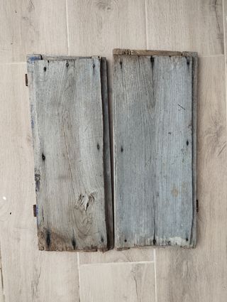 VENTANA ANTIGUA DE MADERA