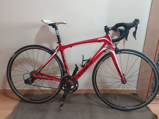 Bicicleta BH Prisma, cuadro carbono 11v, Talla S-M