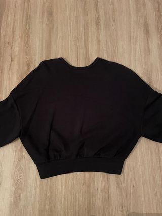 Sudadera Bershka corta negra S