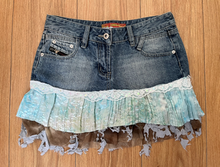 Falda vaquera estilo patchwork