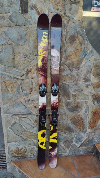 Ski Armada AR7 Freestyle/All-mountain 