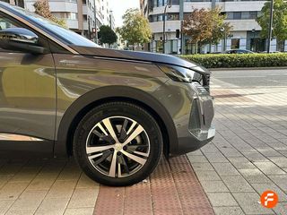Peugeot 3008 225 e-EAT8 Allure Pack
