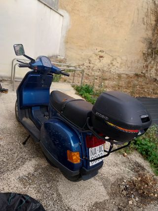Vespa Cosa 200 Azul