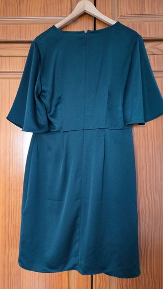 Vestido verde oscuro Cortefiel