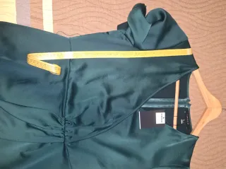 Vestido verde oscuro Cortefiel