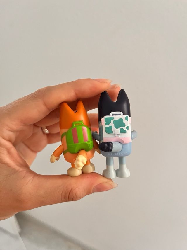 Figuras Bluey y Bingo