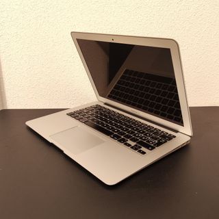 MacBook Air 13" Early 2015 i5 5250U 1.6 8GB 1TB A