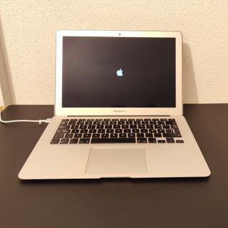MacBook Air 13" Early 2015 i5 5250U 1.6 8GB 1TB A