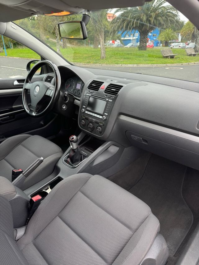 Volkswagen Golf 2006