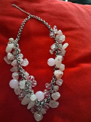 Collar cuarzo rosa y plata. Nuevo.