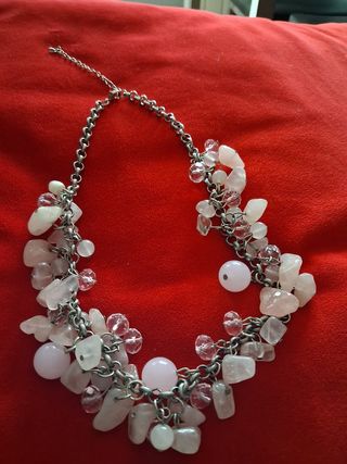 Collar cuarzo rosa y plata. Nuevo.