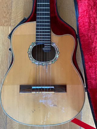 Guitarra Acústica Clásica