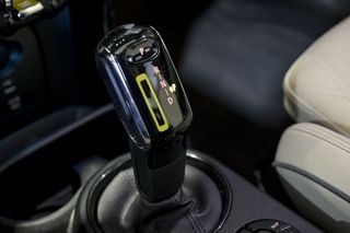 MINI Cooper   COOPER SE 