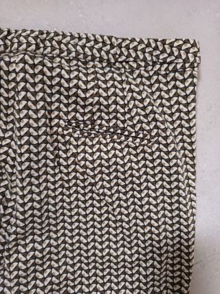 Pantalón Zara estampado