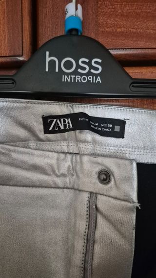 Pantalón Zara Plateado Talla...